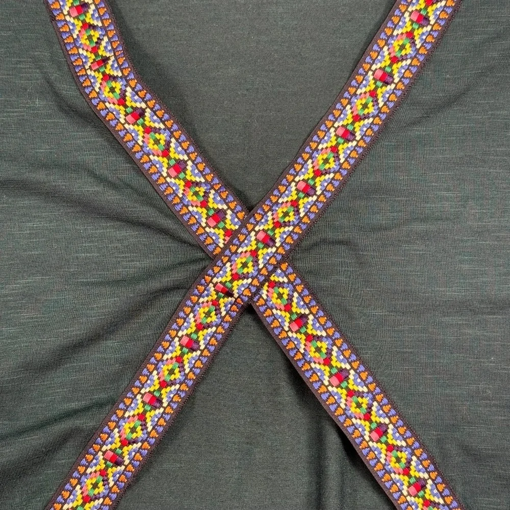 Short Sleeve Top Womens Size S Green Aztec Pattern Open Stomach V Neck